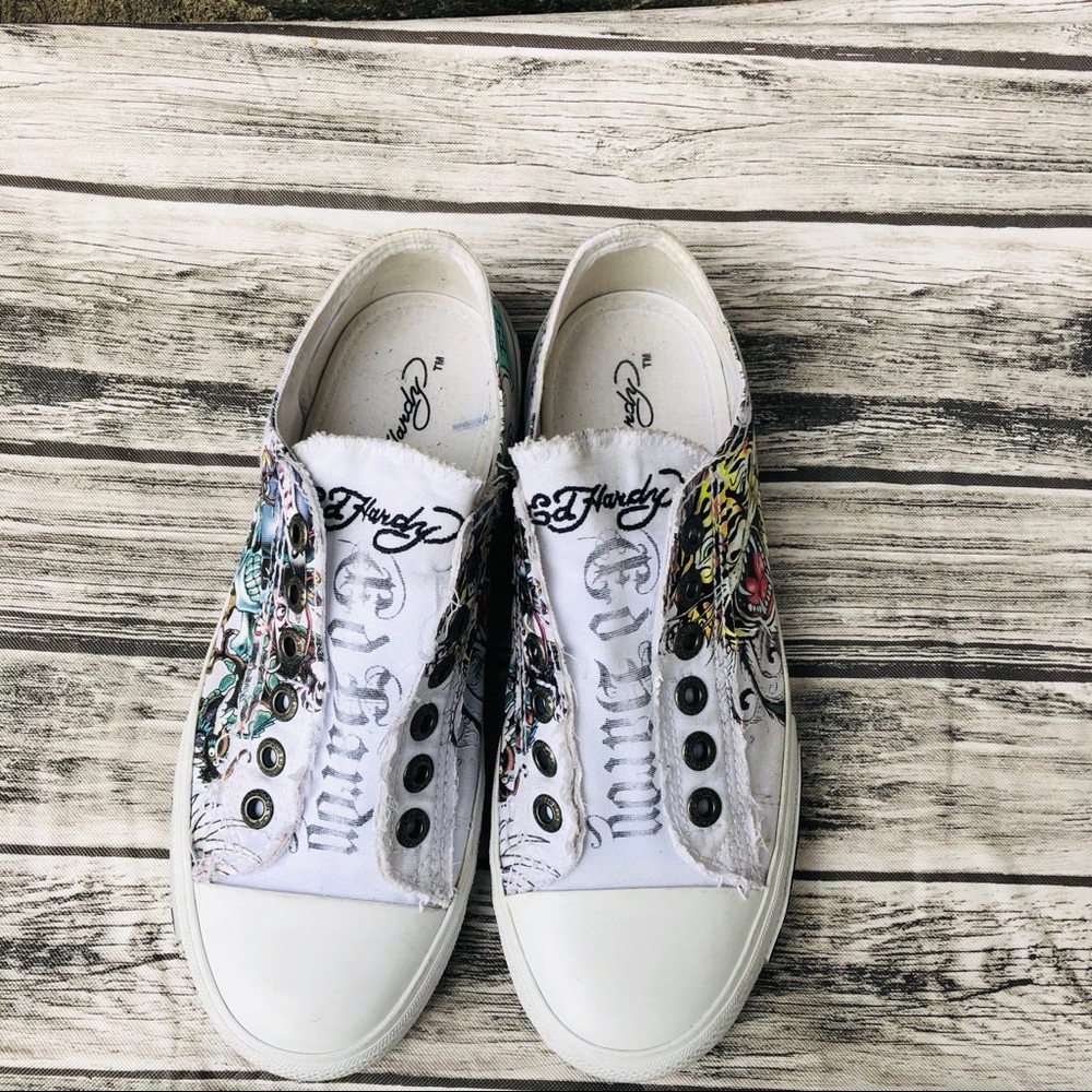 Ed Hardy white canvas shoes size 6